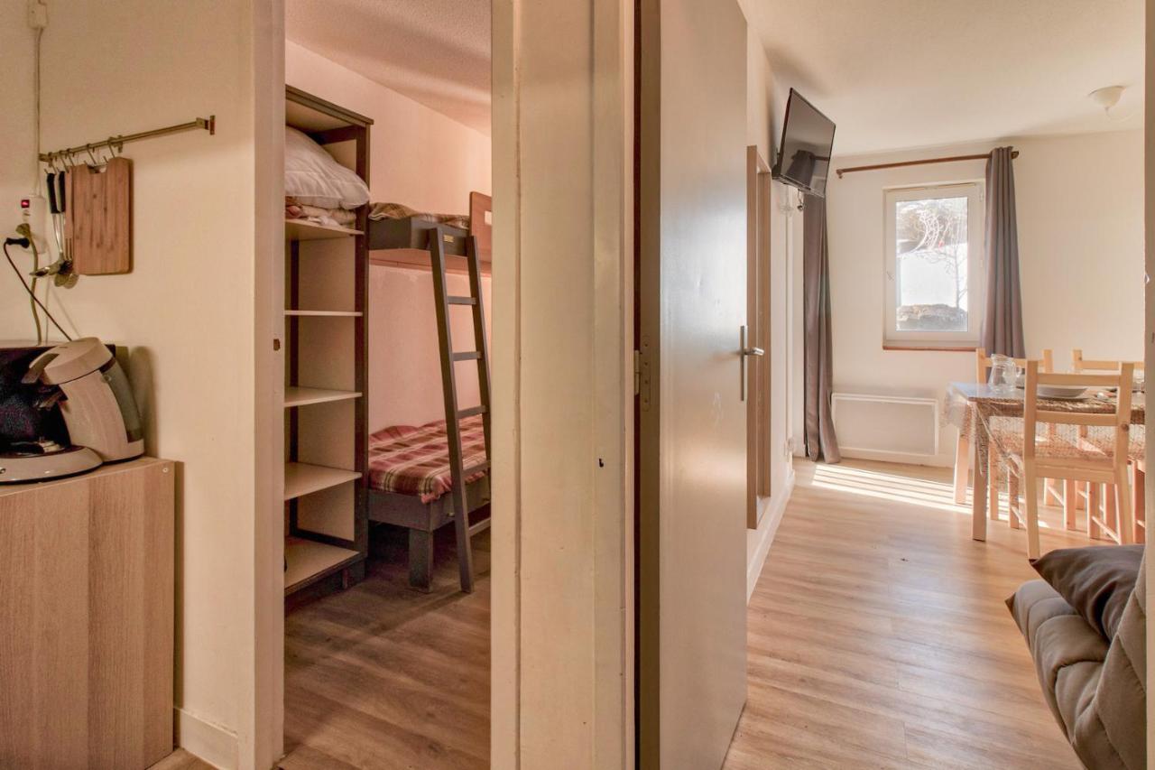 Acces Direct Aux Pistes - Appartement Pour 4 Genos Exterior photo